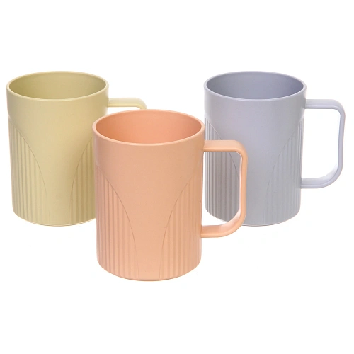 Кружка пластиковая 500мл "Стиль", микс цветов