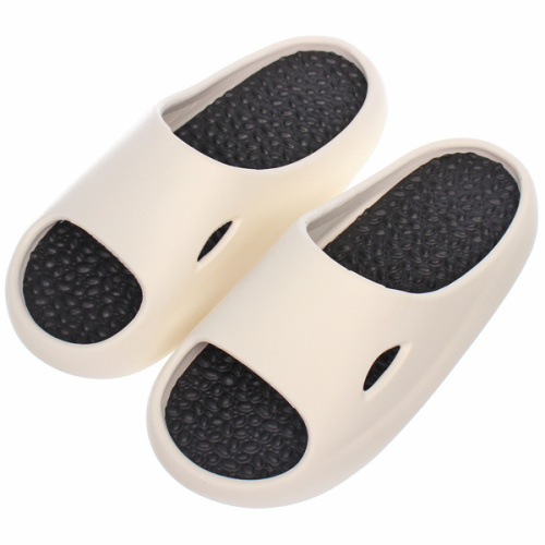 Шлепанцы женские "RELAX", цвет белый, черная стелька, р-р 40-41