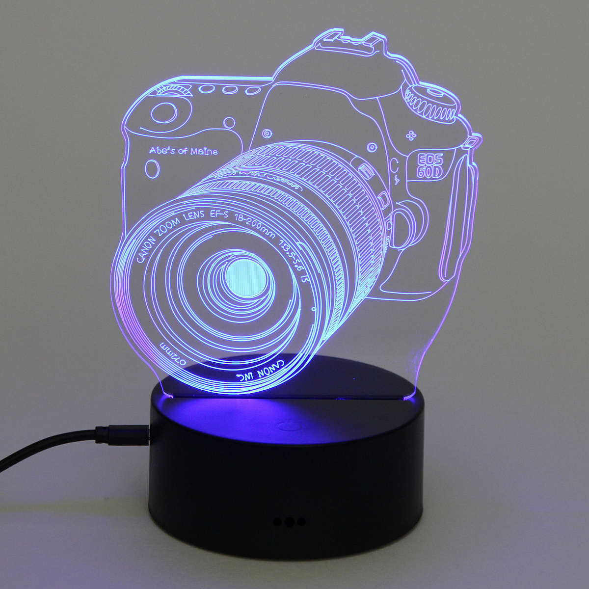 Светильник ночник "3D-Фотоаппарат" на пластиковой подставке, с включателем USB