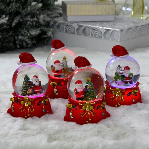 Сувенир Снежный шар "Украшаем Елочку" 6.5*7*13 см (с подсветкой), микс