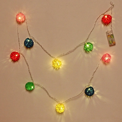 Гирлянда для дома  2м 10 ламп LED с насадками ШАР ПЛЕТЕНЫЙ ЦВЕТНОЙ d-5 см, прозрачпровод, Теплый белый_4
