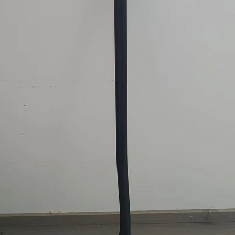 Вилы садовые с металлическим черенком и пластиковой V-ручкой 119 см 7904