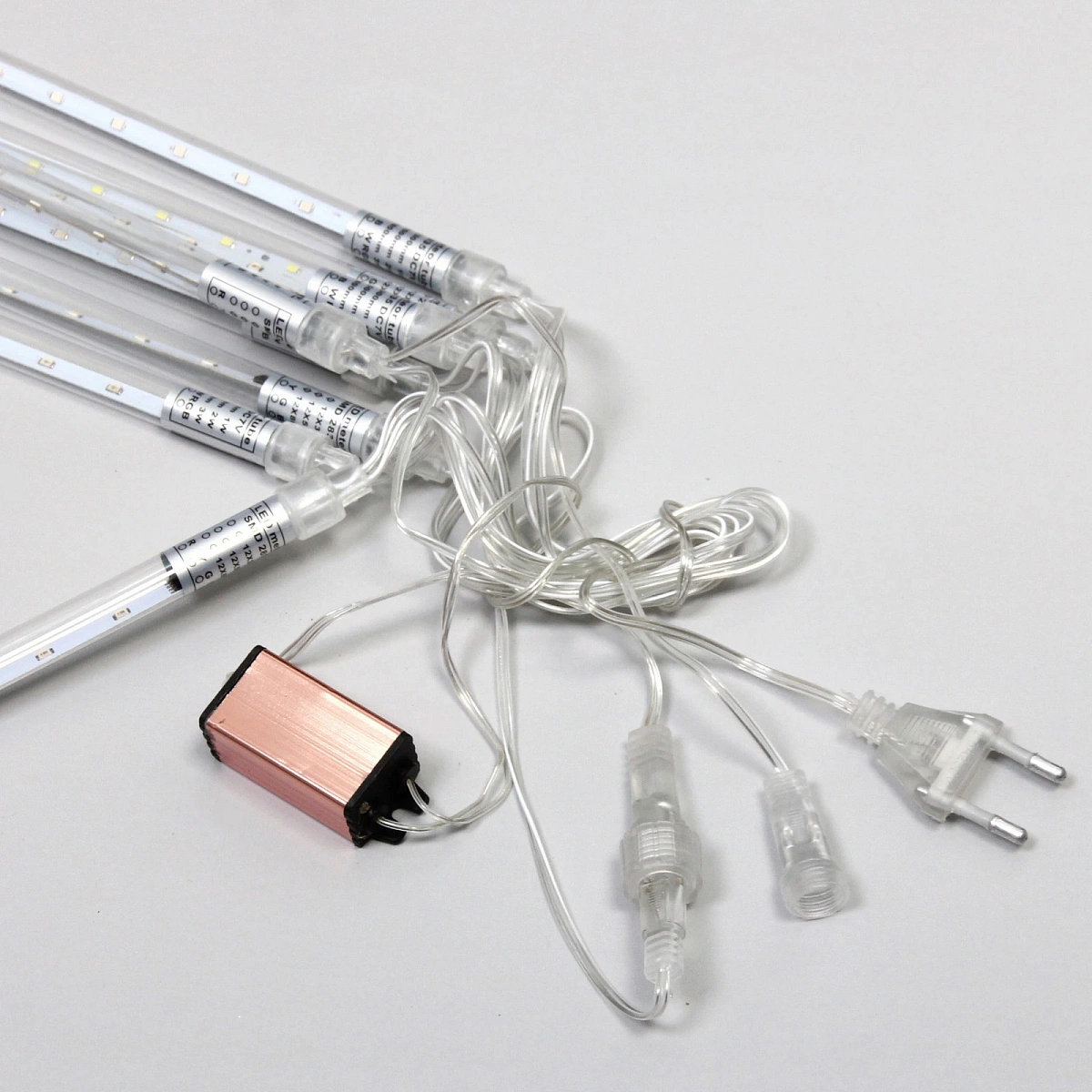 Гирлянда для улицы "Тающая сосулька" 3,0 м*30 см 192 лампы LED, IP-54, Мультицвет (8 трубок)